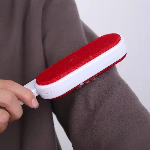 Self cleaning lint roller - self,